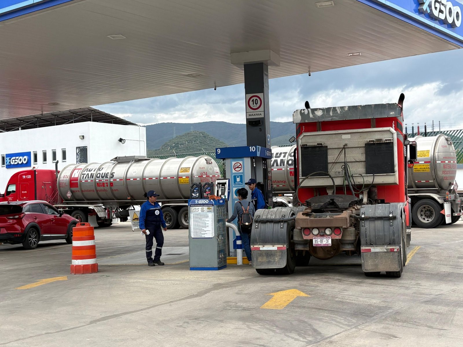 ⚠️ Oaxaca en riesgo: pipas de gas circulan sin control pese a restricciones ⚠️