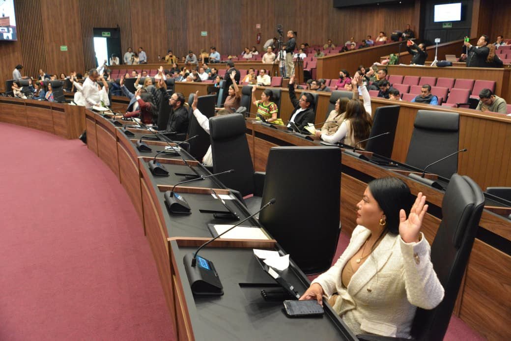 Parlamento de Oaxaca exhorta a CFE para asegurar suministro eléctrico en el estado y contra el fraude educativo en escuelas privadas